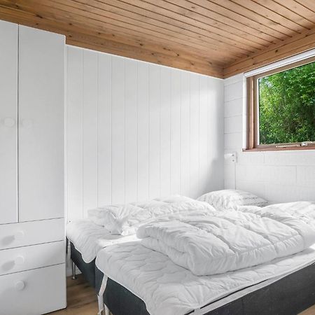 Amazing Home In Kalundborg With Kitchen 외부 사진